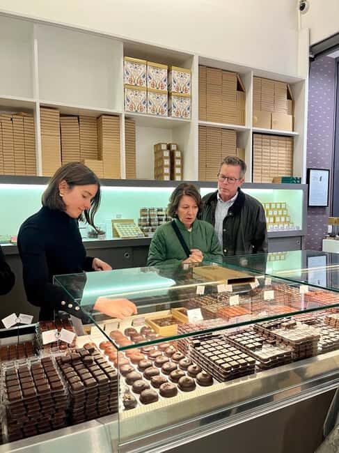 Bordeaux: A Deluxe Gourmet Tour - The food stops: from cannelé to oysters to truffle