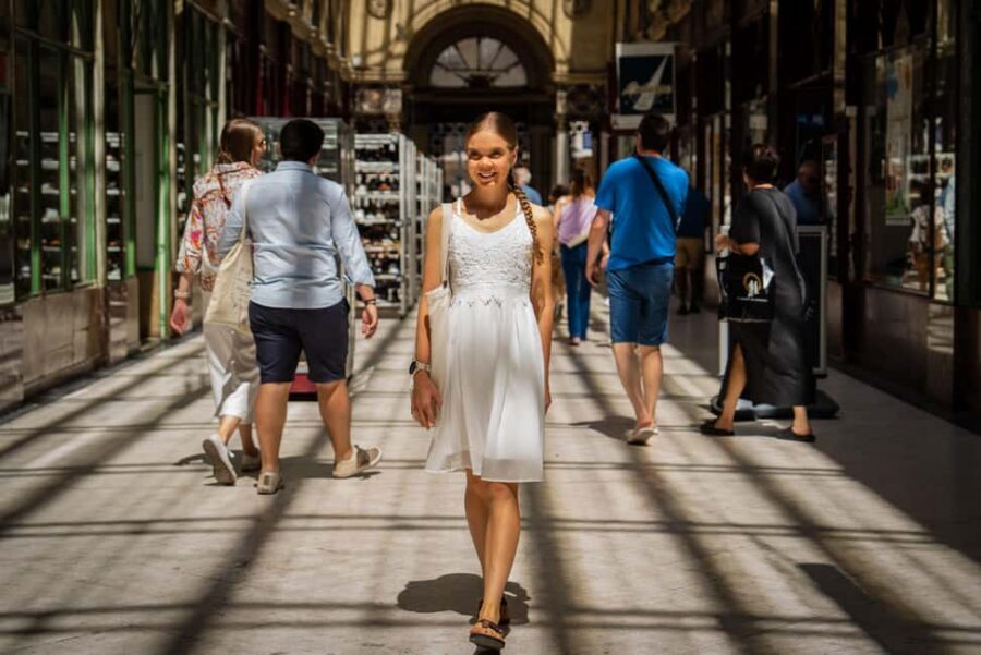 Bordeaux Photographer : Romantic or Family or Friends - How the 1.5-Hour Shoot Works in Real Life
