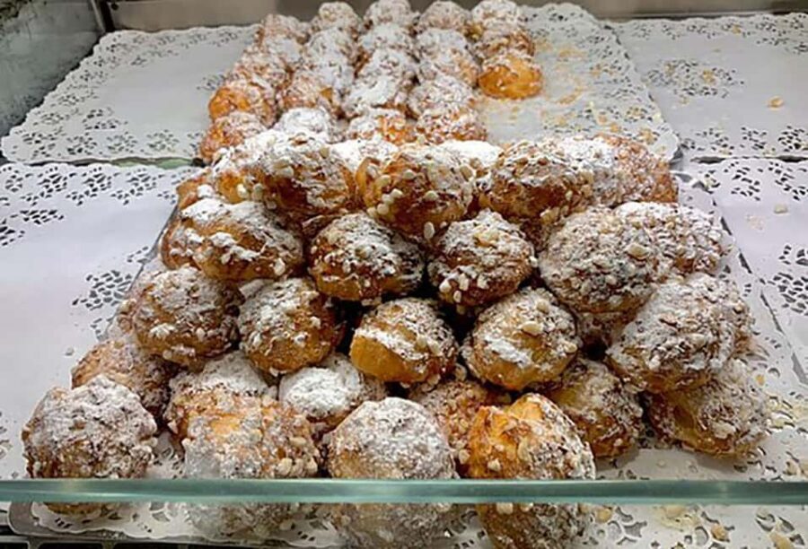 Ultimate Tastes and Tales Tour: Pastries, Stories, Flavors - Key things to know before you go